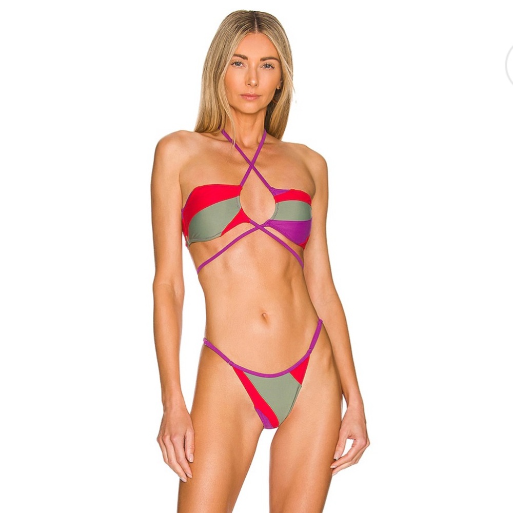 NWT Tropic of C Keyhole Top